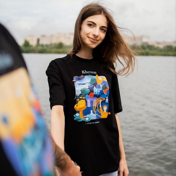 Футболка черная  c принтом Херсон, женская, 2XL FFHR00 фото