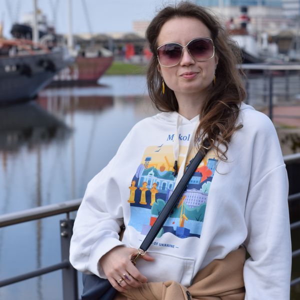 Худи женское&nbsp;c принтом Николаев, молочное, M XFMK00 фото
