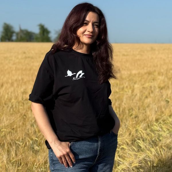 Футболка&nbsp;женская c принтом Аисты - Встреча, черная, XS FFLB00 фото